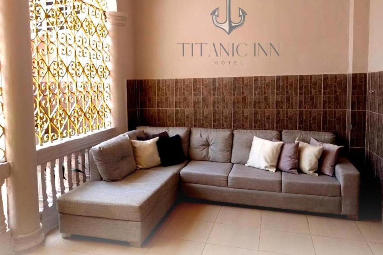Hotel Titanic Inn 圣玛尔塔 外观 照片